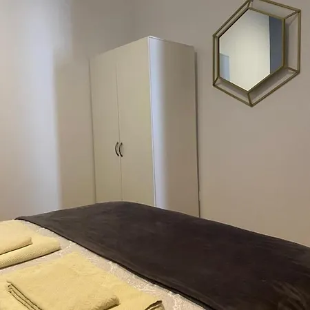Galeriasapart Apartman *